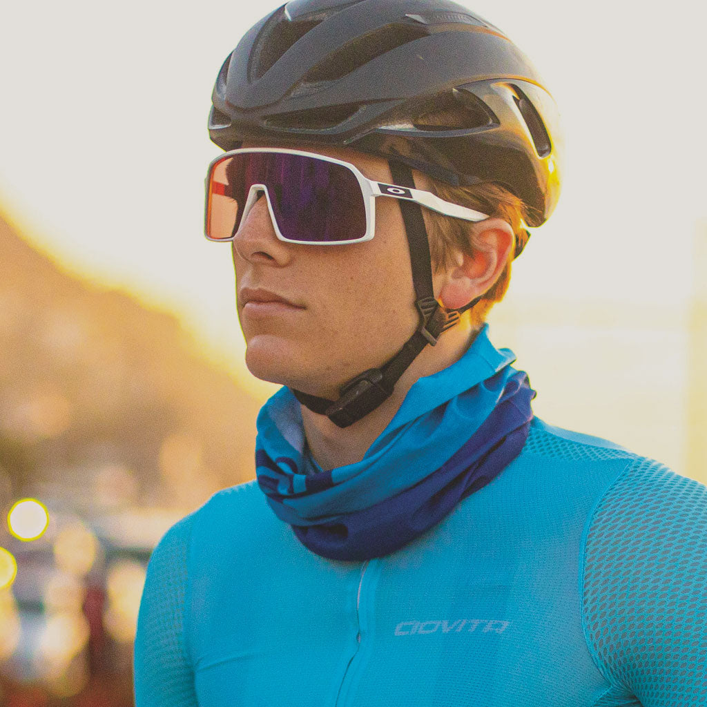 blue vitatube cycling neck scarf from Ciovita