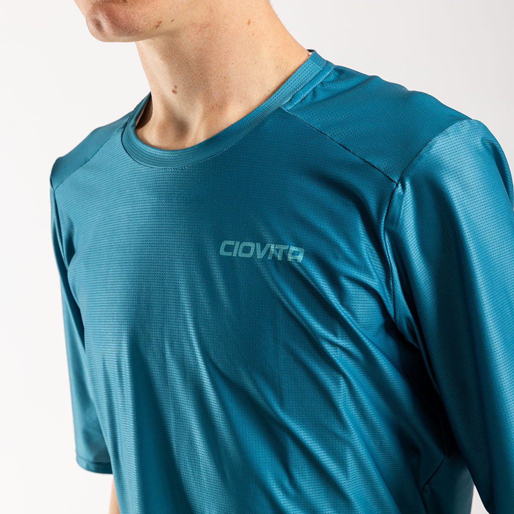 Men&#39;s Lightweight Short Sleeve Trail Tee (Lake)