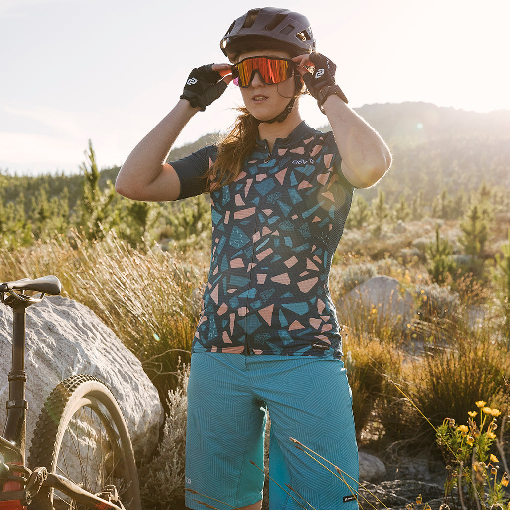 ladies green cycling jersey with print